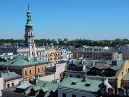 Market sieci castorama powstał w starym mieście koło konina. Zamosc Miasto Idealne Odyseusze Spolecznosc Podroznikow