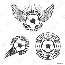 Weitere ideen zu fussball emblem fußball wappen. Fussball Embleme Logos Vorlagen Mit Einem Klassischen Ball F Stock Vektorgrafi Crushpixel