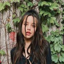 María emilia mernes rueda, known professionally as emilia mernes, or by the stage name as emilia, is an argentine singer, songwriter, dancer, model and actress signed to sony latin. Emilia Mernes Birthday Real Name Age Weight Height Family Contact Details Boyfriend S Bio More Notednames