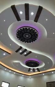 The pop false ceiling that runs close to the wall is built for light fixtures, giving the space a serene makeover by creating a soft glow. 40 Stunning Ceiling Design Ideas To See More Visit False Ceiling Design Pop False Ceiling Design Ceiling Design