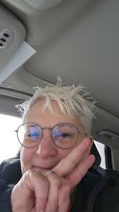 Help! My son will be swimming his first distance event this weekend. I  picked up a lap counter but have no idea how to use it or what to do. Coach  said