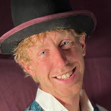 Benjamin Tackett's Instagram, Twitter & Facebook