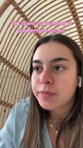 Hazel Mcarthur's Instagram, Twitter & Facebook