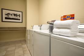 A free continental breakfast is available to all guests each morning. Country Inn Suites By Radisson Lancaster Amish Country Pa In Lancaster Hotel Rates Reviews On Orbitz
