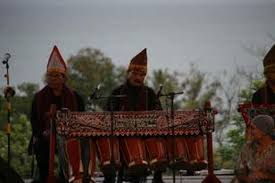 Alatmusik.org) alat musik tradisional ini berasal dari batak toba. Gendang Batak Salah Satu Alat Musik Terlangka Di Dunia