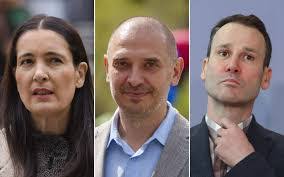 Robert Lucian's Instagram, Twitter & Facebook