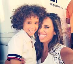 Rita pereira continua a mostrar, sem pudores, os seus. Rita Pereira E Junior Super Fans Posts Facebook