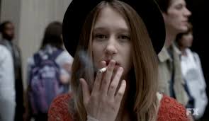 ... that season 1 star Taissa Farmiga (Higher Ground) is in talks to rejoin the series for season 3. Farmiga, who played the troubled teen Violet, ... - imagem-11
