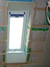 Door velux dakvensters te combineren creëert u een fantastisch uitzicht en brengt u meer hoogte in de velux modulaire lichtstraten zijn ontwikkeld om uw huis te vitaliseren. Dachfenster Mit Rigips Ohne Einbaurahmen Verkleiden