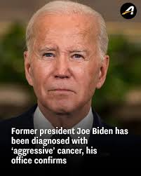 You're really gonna eat that without sharing it with me?" Zeus our 9 month  old big boy #mainecoon