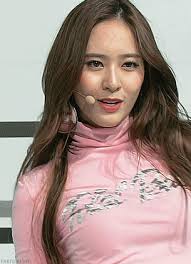 f( ···· ) — taendelion: Krystal ✻ 4 Walls