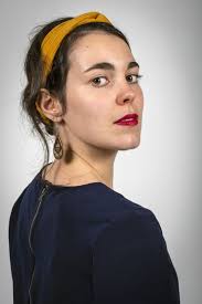 How To Use a Lip Crayon