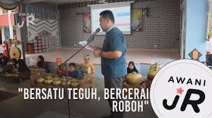 Entri berkenaan mendapat perhatian daripada diana yang turut memberikan komen. Awanijr Bersatu Teguh Bercerai Roboh Youtube