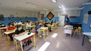 Il rientro deve essere in sicurezza. Scuole Riapertura 7 Gennaio A Rischio Per Le Superiori I Prof Protestano La Repubblica