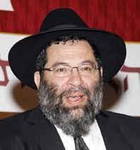 Ezra Abadi's Instagram, Twitter & Facebook