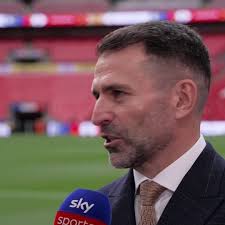 Former Southampton full-back Franny Benali praises Russell Martin for the  'style and philosophy' he has implemented at the club 🔴