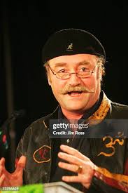 418 John Brunton Photos & High Res Pictures