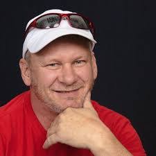 David Brehaut's Instagram, Twitter & Facebook