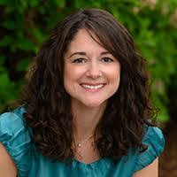 Emily Crane's Instagram, Twitter & Facebook