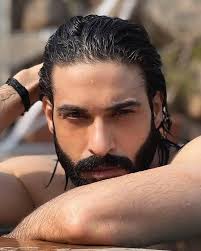 Happy 38th birthday 🎂❤️🥳 to Vijayendra Kumeria known as Angad Singh Brar  from Strings of Love, Darsh from unspoken bond. Let's wish him well guys 🤗 