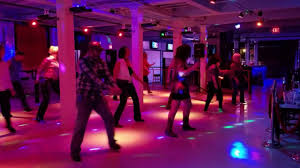 Everybody Dance Now By Cc Music Factory Power Music Workout Everybody Dance Now Cc Music Music Factory