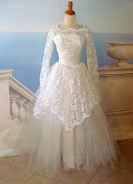 Super Sale Vintage 1950s Custom Princess Lace Wedding Dress Etsy Wedding Dresses Vintage Princess Lace Wedding Dress Vintage Wedding Dresses Unique