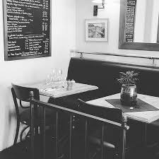 La Place Montfort L Amaury 7 Pl Liberation Menu Prix Restaurant Avis Tripadvisor