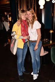 marc & yasmine lentement je. Exclusif Sarah Lavoine Et Sa Fille Yasmine Inauguration De La Terrasse Du Restaurant Le Roch A Paris Le Roch Hotel Spa Lieu Confidentiel Et Chic Ima Purepeople