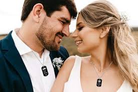 Juego de 4 collares para parejas, pulseras a juego para mujeres y hombres,  collar con colgante de corazón, pulseras para él y ella, el mejor regalo,  Esmalte : Amazon.com.mx: Ropa, Zapatos y