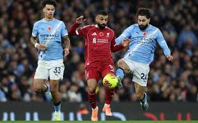 Liverpool e Manchester City se enfrentam com risco de perda de hegemonia