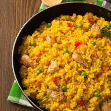 Recette Riz Au Poulet Et Petit Pois Aromatise Au Safran Recette Recette Riz Riz Au Poulet Recettes De Cuisine