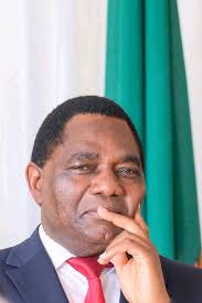 Arsenal Fans Discuss Weather and League Chances