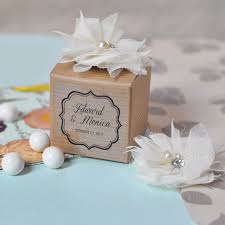 Vintage Favor Boxes Set Of 12 At Www Weddingfavors Org With Images Wedding Favor Boxes Personalized Wedding Favor Box Vintage Wedding Favors