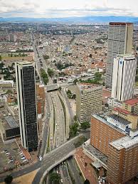 Esta torre fue en algún momento el edificio más alto de américa latina. Torre Colpatria Wikipedia
