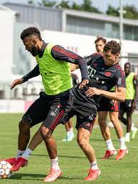 Bayern munich vs napoli soccer highlights and goals. Kftfuychgmhlom