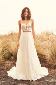 Schmetterlinge sind neben bienen und käfern die bekanntesten fluginsekten, die sich weltweit verbreitet haben, und vor allem in den sommermonaten. Hochzeitskleider Bilder Galerie Und Brautkleider Trends Brautkleid Designer Braut Looks Brautmode