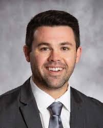 Heidi Hiles's Instagram, Twitter & Facebook