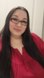 Please help with professional headshot to use for LinkedIn. 🙏🏿