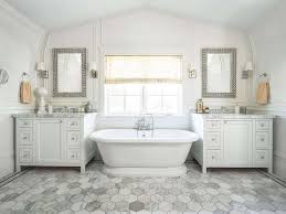 Large arabesque floor tile will look great in an entryway or a grandiose dining room, and arabesque mosaic tile will make a stunning floor in a bathroom or a shower. Gray Arabesque Roman Shade Design Ideas