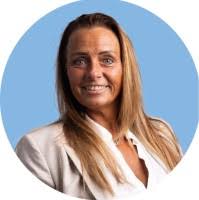 10+ "Miranda Vermeer" profiles