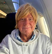 Off to beautiful Northern Ireland for the weekend! #earlystart❗️