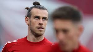 Gareth bale only played 27% of the premier league season in terms of minutes on the pitch, but he got things what an assist from gareth. Real Madrid Gareth Bale Gets The Wink From Schalke With A Special Offer As Com