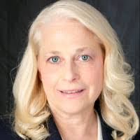 Evelyn Wolff's Instagram, Twitter & Facebook