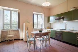 If you have damp patches, bubbling paint, crumbling plaster or powdery deposits on your interior walls, then it could be due to condensation. Interior Wall Problems Homebuilding