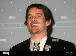 Leslie hawke hi-res stock photography and images