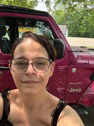 Jonathan Colwell's Instagram, Twitter & Facebook