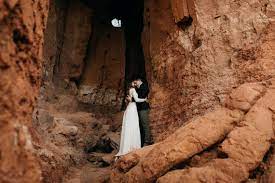 This West Texas Canyon Would Be The Perfect Place To Elope West Texas Wedding Elope Elopement