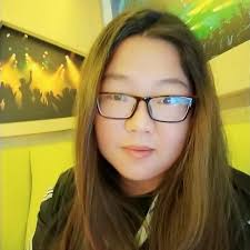 👑 跟小王子ㄧ起回收利用做環保♻️ 大家有沒有收藏神奇寶貝氣泡水呢一系列都超可愛的根本捨不得喝呀☺️ 還有現在星巴克可愛的布丁杯🍮  推出好幾種口味杯子都超可愛的❤️ 推薦大家