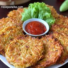 2 butir telur ayam, 1 bawang bombay, 2 cabai rawit, sedikit lada, secukupnya masako, 2 daun seledri/daun bawang. Telur Untuk Membuat Dadar Mie Resep Kue Camilan Lengkap Resep Masakan Lezat Indonesia