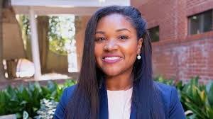 Kelli Johnson's Instagram, Twitter & Facebook